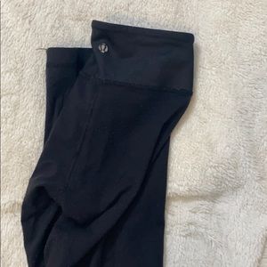 black lulu lemon leggings size 4